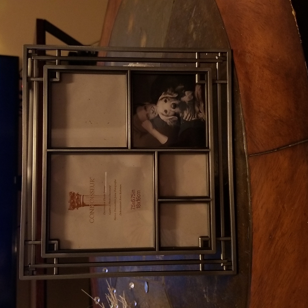 Connoisseur Decorative Photo Frame
